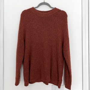AMERICAN EAGLE SWEATER